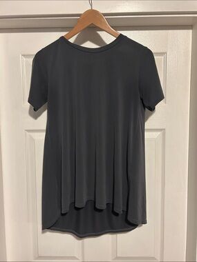 Cherish Short Sleeve Swing Tee - Charcoal